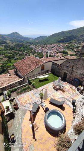 . Al Castello