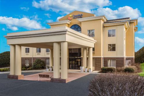 Comfort Inn & Suites