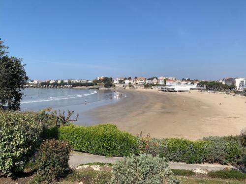 pludmale, Appartement Parc de Pontaillac 150m de la plage Vaux sur Mer - Royan in Vaux Sur Mer mazpilsēta