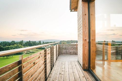 Suite with Mountain View