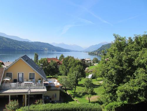 Landhaus Neubauer - Apartment - Millstatt