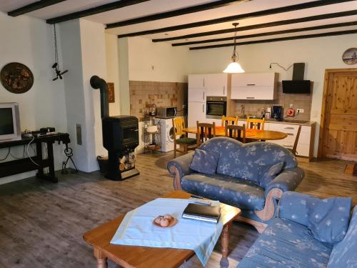 設施, Zur alten Schmiede in 庫薩文