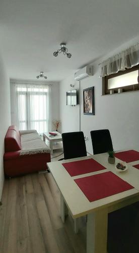 Apartments Kapetanovina - image 7