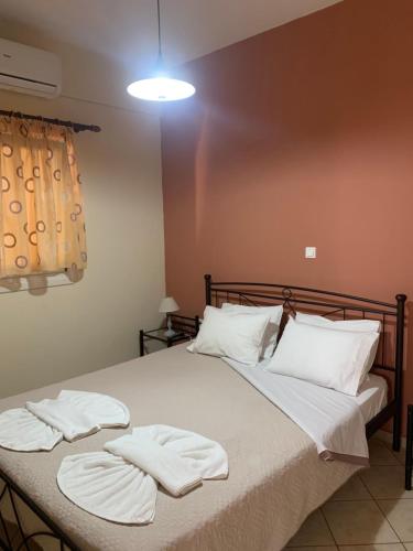  Little Yard Studios & Apartments #4, Ferienwohnung in Naxos Chora