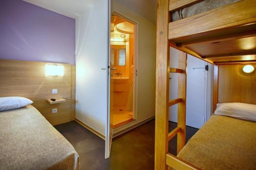 Hotel Formule Club - image 12