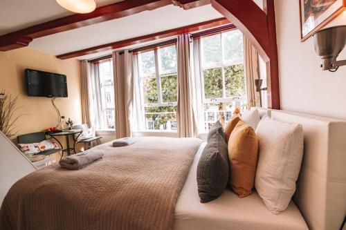 Sunflower Amsterdam - image 13