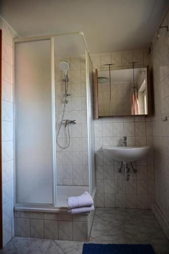 Bathroom, Haus Lisa Burg Dithmarschen am Nord Ostsee Kanal Nordsee in Burg (Dithmarschen)