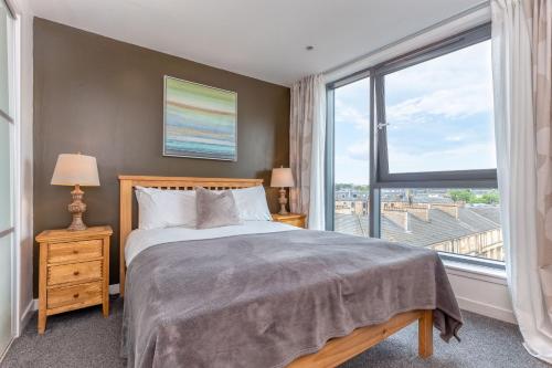 SECC Hydro Executive 7 Apartment - image 4