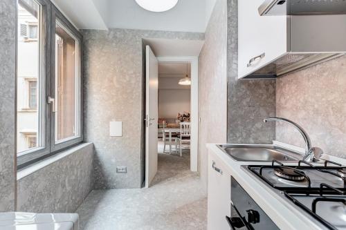 CRYSTAL TREVI FOUNTAIN - romedreamhome, Рим (фото 3)