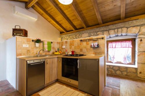 設施, 米萊娜別墅 (Villa Milena) in 比斯薩克