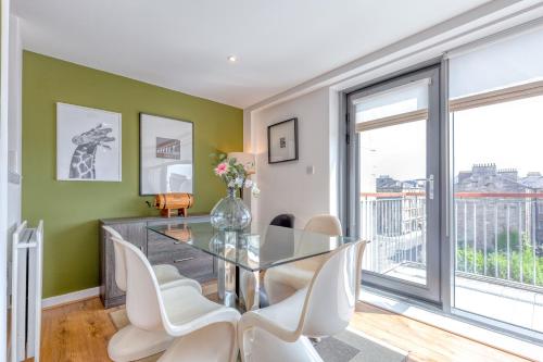 SECC Hydro Executive 7 Apartment - image 3