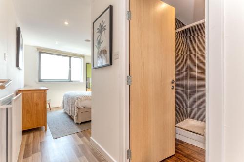 SECC Hydro Executive 7 Apartment - image 10