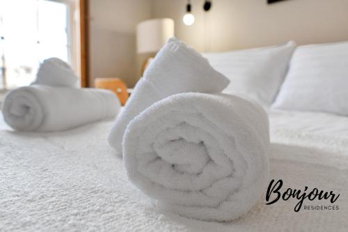 Old Town 2BR-1BA, near Royal Mile - Free Parking by Bonjour Residences Edinburgh