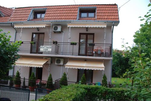 Apartments Hadži - image 9