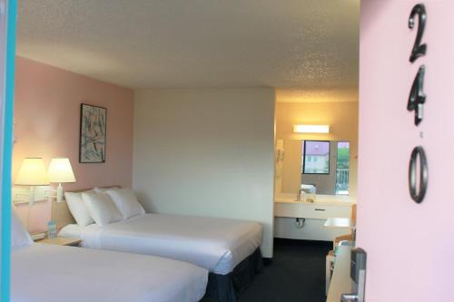 LuLu Silver City - image 11