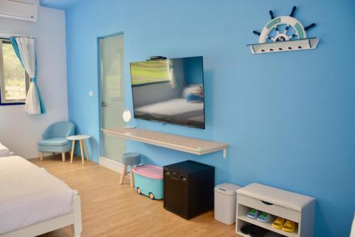 Blue and White Style Holiday B&B