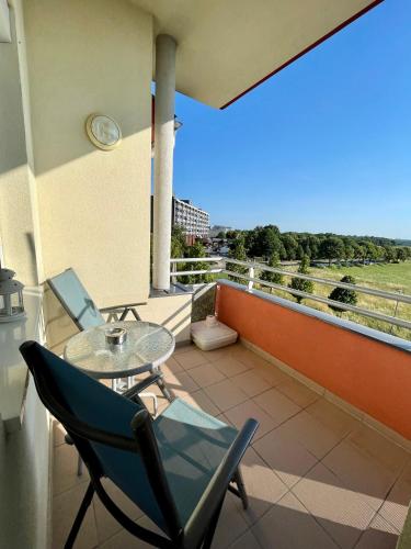 Chance Apartman Bukfurdo in บัคเฟอร์โด