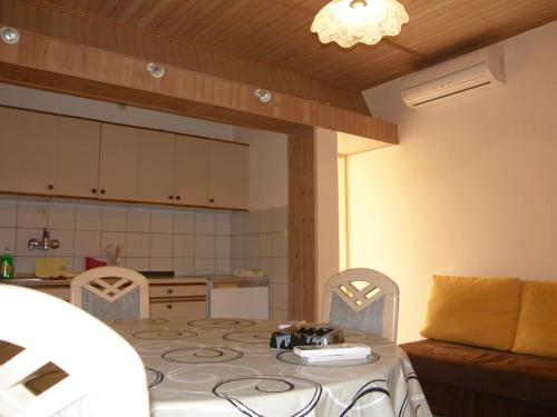 Apartment - Ground Floor image 9