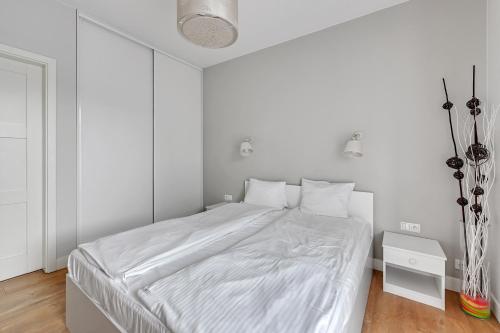 Luxury Bianco Apartament - image 8
