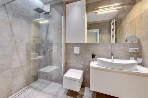 Superior Apartment image 10
