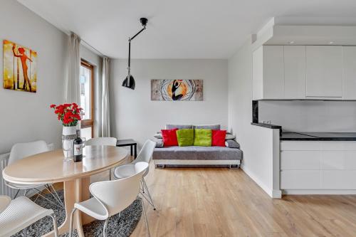 Superior Apartment image 8