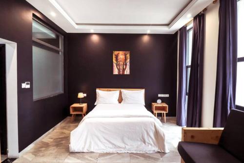 Chill out in LINKA ROOMS Modern Apartments