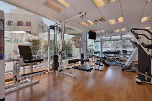 Fitness center, Metropolitan Hotel in Tel Aviv