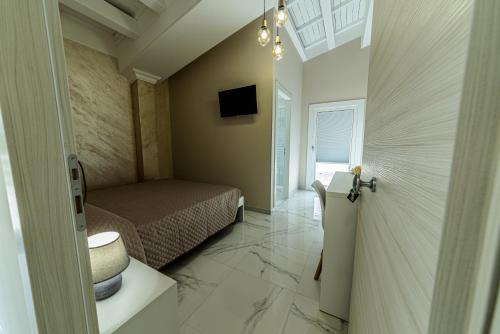 Corleone GUESTHOUSE Room Type - Double Room with Private Bathroom Corleone GUESTHOUSE Room Type - Double Room with Private Bathroom