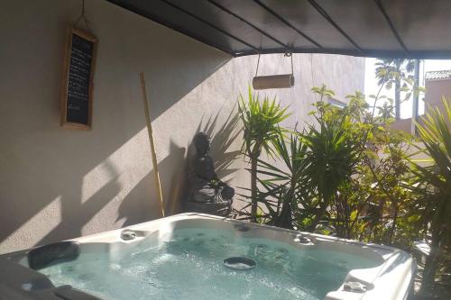 O ZEN maison 3*SPA privatif de 1/4adulte +2enfant gîte à louer Frontignan