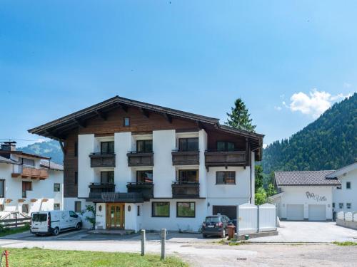 Pretty apartment in Soll with a beautiful view