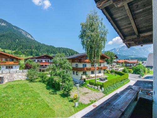 Spacious apartment in Soll with a beautiful view