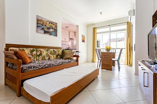 Apto 2 Suites Ideal Para famílias 30m do mar - image 4