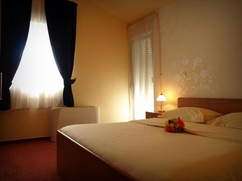 Hotel Neva Room Type - Suite