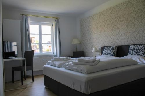 Hotel Schloss Munchweiler garni