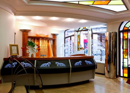 Grand Hotel des Terreaux - image 2