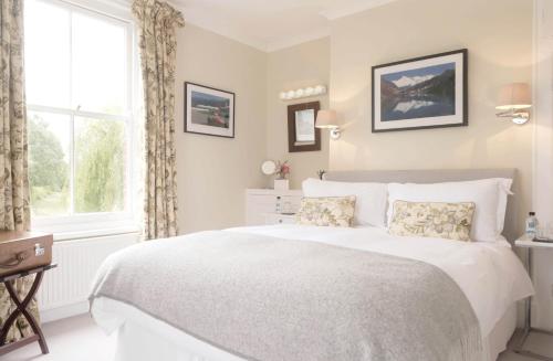 Saddlers B&B - Accommodation - Funtington