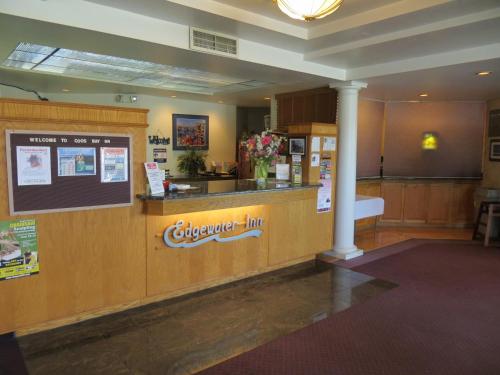 Edgewater Inn Coos Bay - image 11