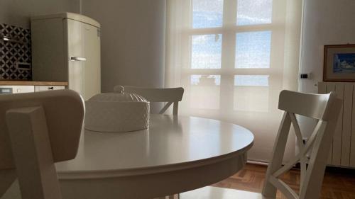 Villa Rosella - Appartamento 1 - Con Piscina - A 150 m dal mare in Sorbo San Basile