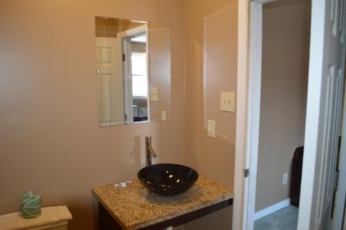 Photo - Bel Air Motor Lodge