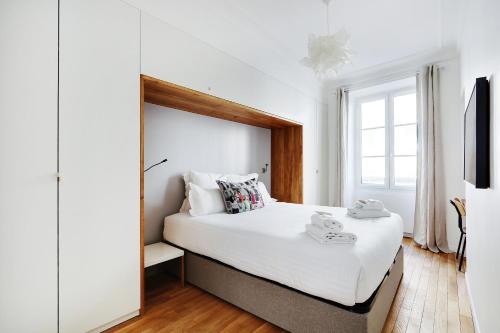 Pick A Flat's Apartment in Marais/Oberkampf - bvd du Temple