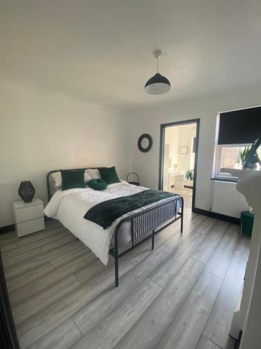 CODE Terrace Stylish 2 bed house Oulton Broad