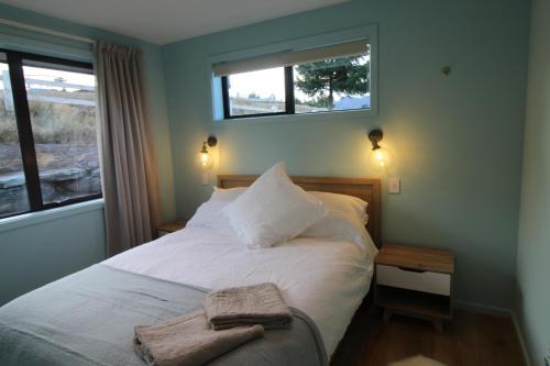 Hawea Mountain cottage in Lake Hawea