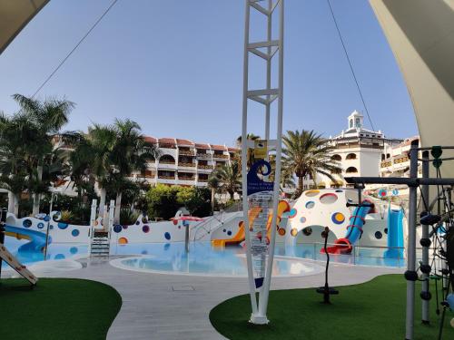 Seafront New Modern 4