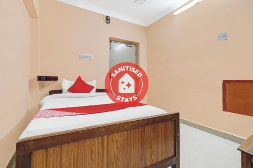 . OYO 81409 Hotel Sivajothi