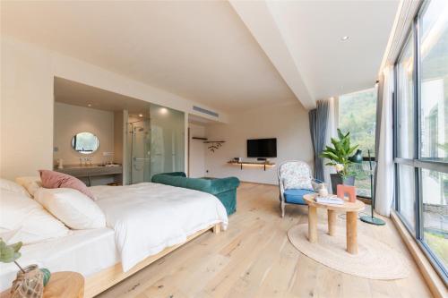 Anji Creek Holiday House