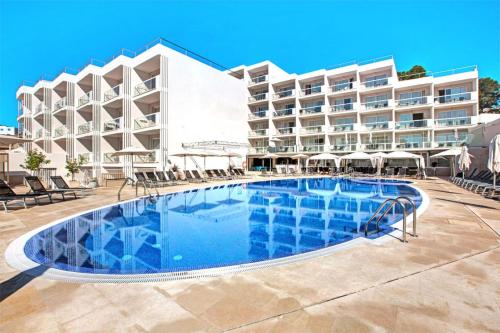 Aparthotel y Hotel Paguera Beach Majorca