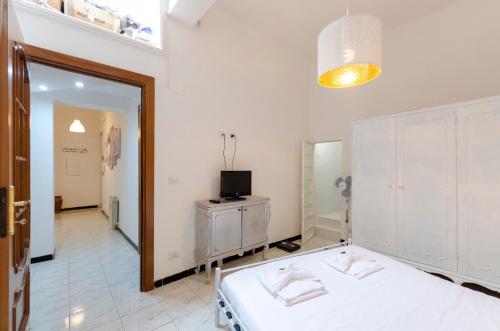 ALTIDO Cozy Flat in the Historical Centre of Genoa