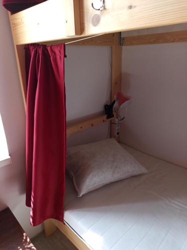 Evergreen Hostel Krakow – Krakow, ME