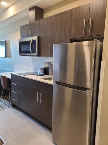 Super 8 by Wyndham Thompson in Thompson (MB)