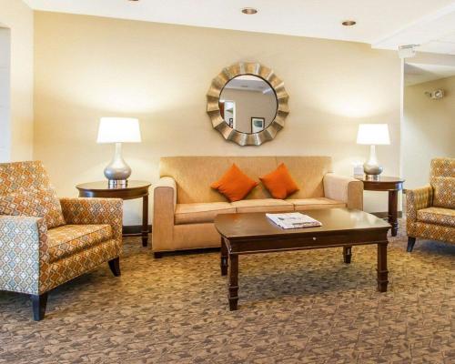 ردهة, MainStay Suites Brentwood-Nashville in Brentwood